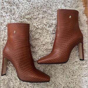 Brand new Jimmy Choo Minori Leather Ankle Boot